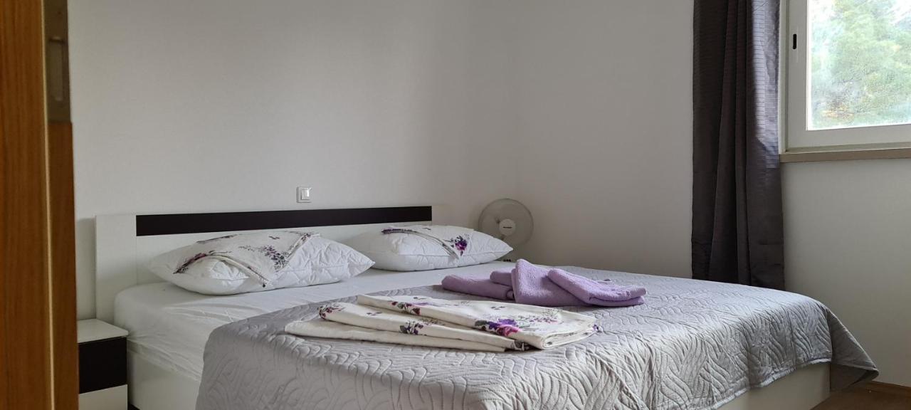 Luxury Apartments Oasis Λομπάρδα Εξωτερικό φωτογραφία
