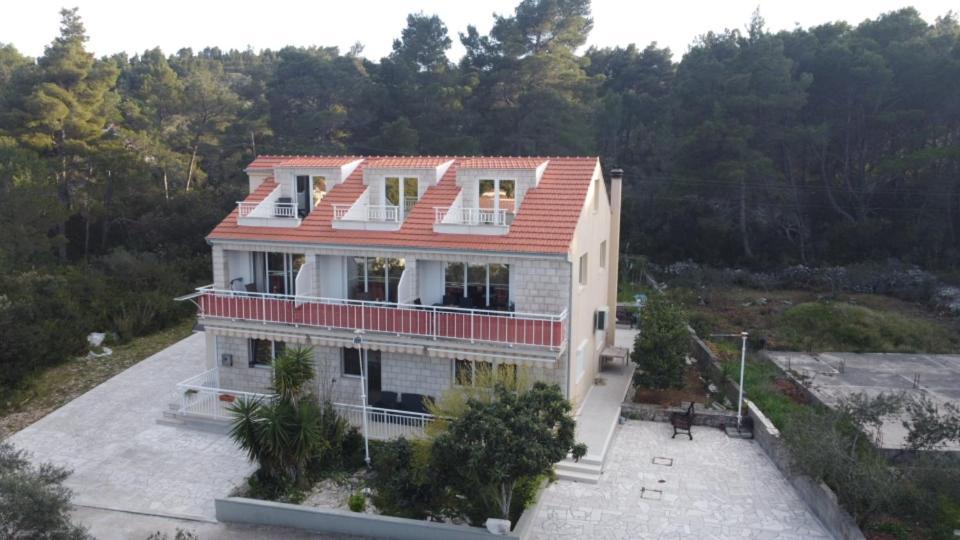 Luxury Apartments Oasis Λομπάρδα Εξωτερικό φωτογραφία