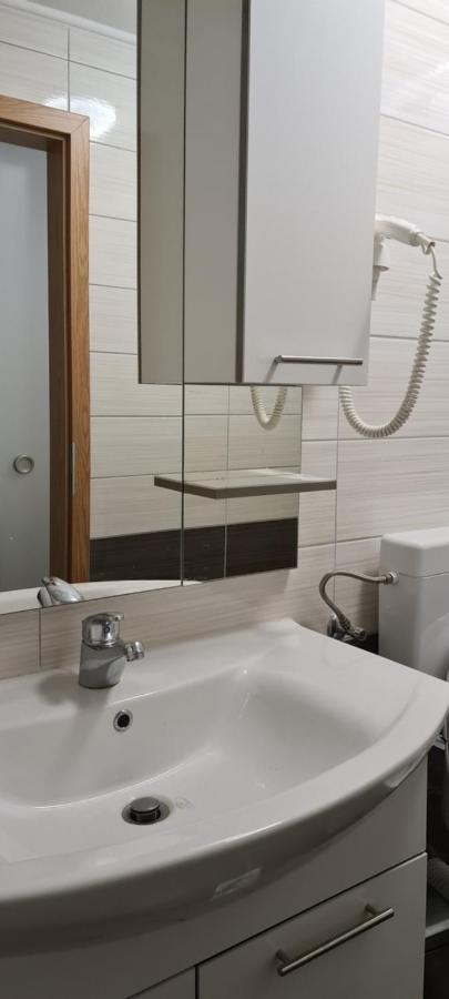 Luxury Apartments Oasis Λομπάρδα Εξωτερικό φωτογραφία