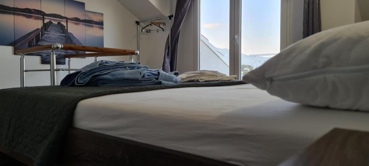 Luxury Apartments Oasis Λομπάρδα Εξωτερικό φωτογραφία
