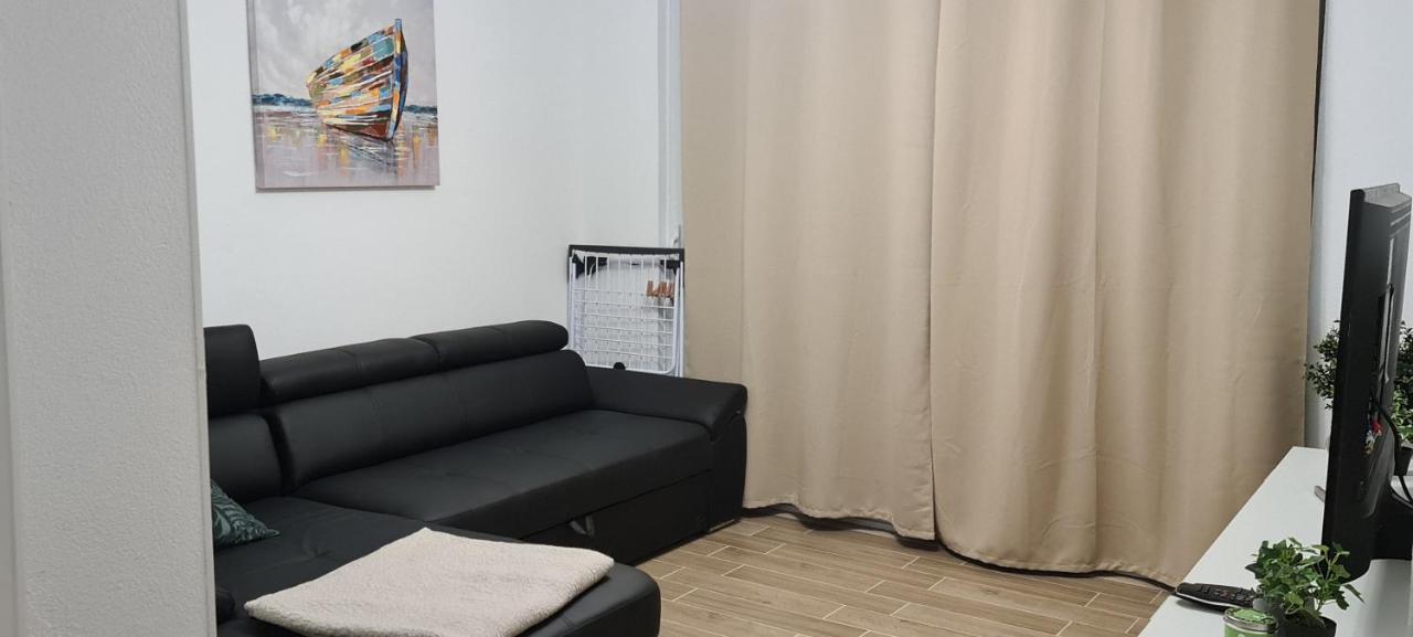 Luxury Apartments Oasis Λομπάρδα Εξωτερικό φωτογραφία