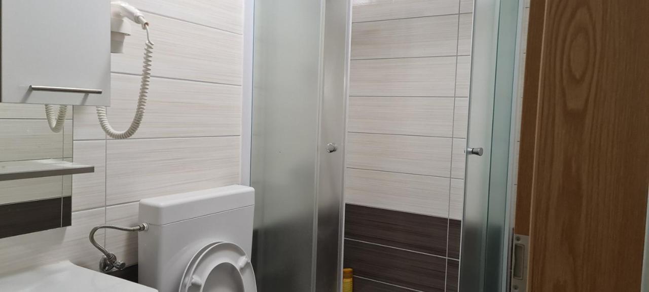Luxury Apartments Oasis Λομπάρδα Εξωτερικό φωτογραφία