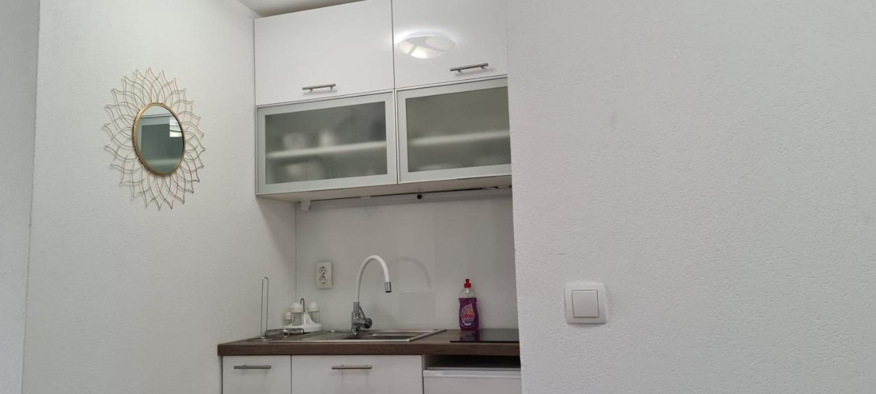 Luxury Apartments Oasis Λομπάρδα Εξωτερικό φωτογραφία